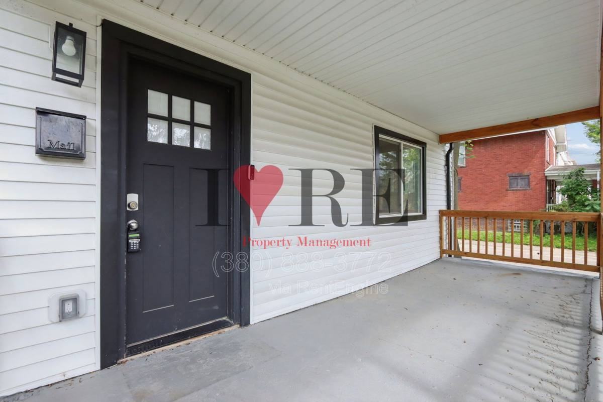 883 Studer Ave - Photo 3 of 10
