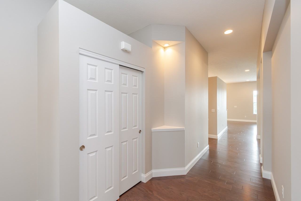 476 Carrick Dr #476CARRICK - Photo 2 of 37