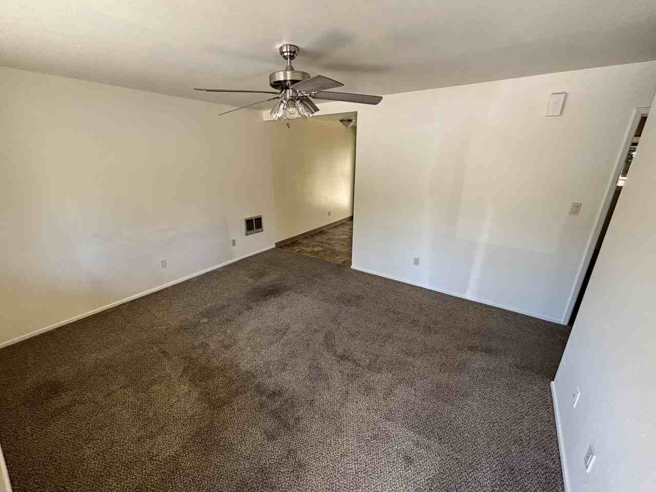 315 3rd St #4 - Photo 2 of 15