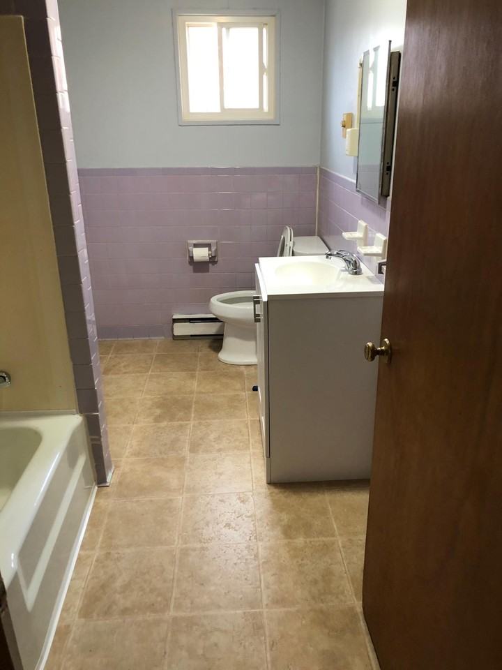 437 Crawford Ave #2 - Photo 2 of 4