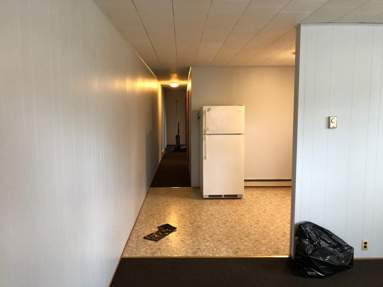 437 Crawford Ave #2 - Photo 3 of 4