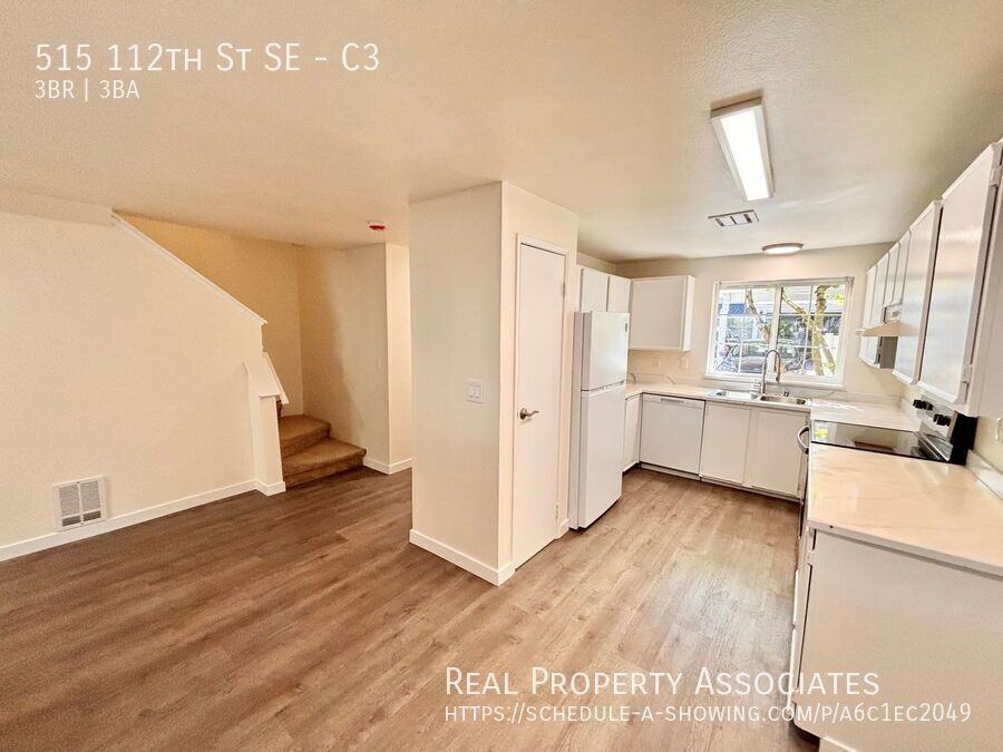 515 112th St Se #C3 - Photo 4 of 30