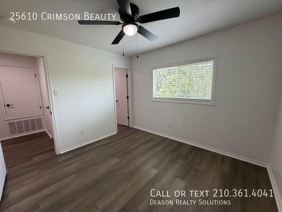 25610 Crimson Beauty - Photo 4 of 32