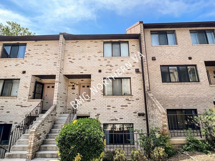 3816B Steppes Ct