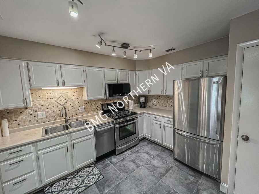 3816B Steppes Ct - Photo 5 of 38