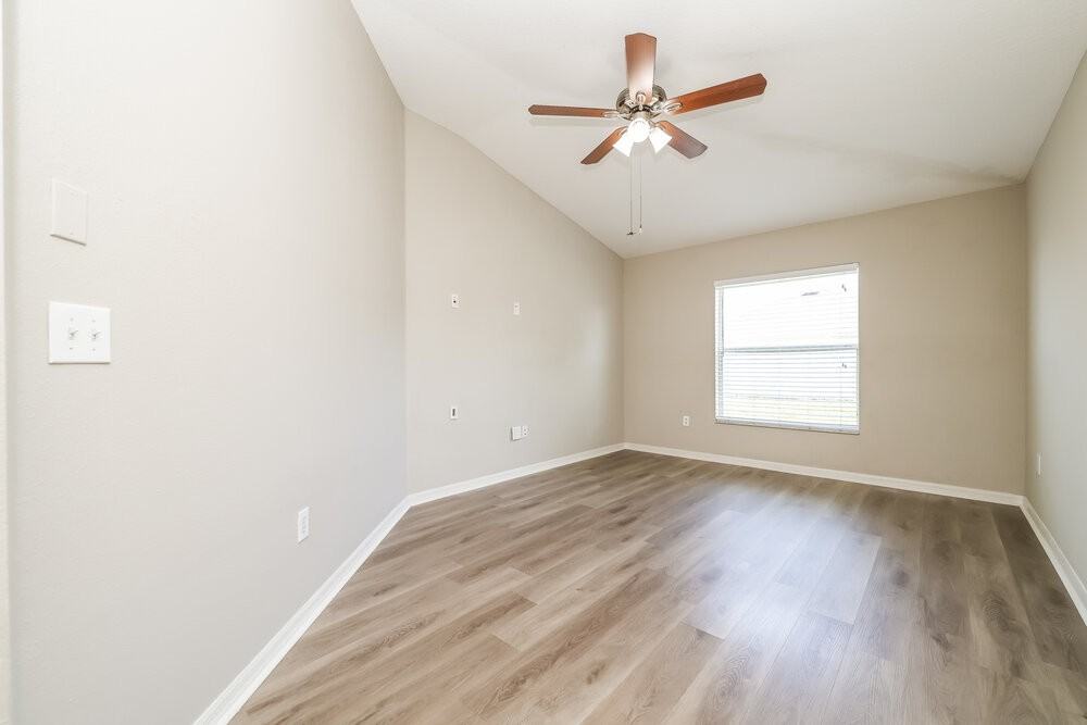 12008 Butler Woods Cir - Photo 7 of 16