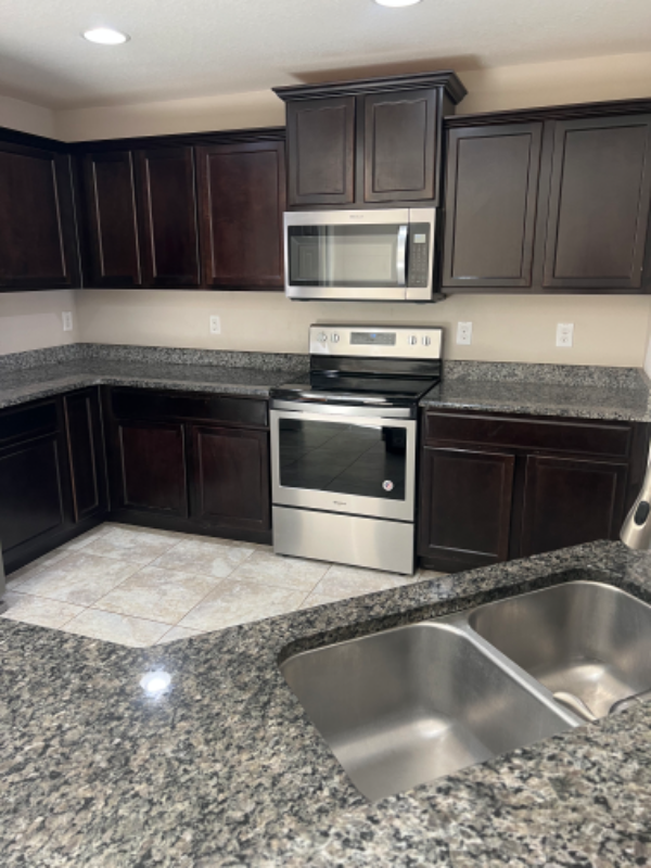 5019 Chipotle Ln - Photo 4 of 19