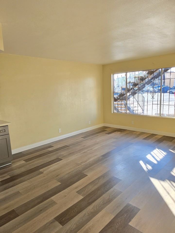 3701 Thomas Ave #2 - Photo 3 of 10