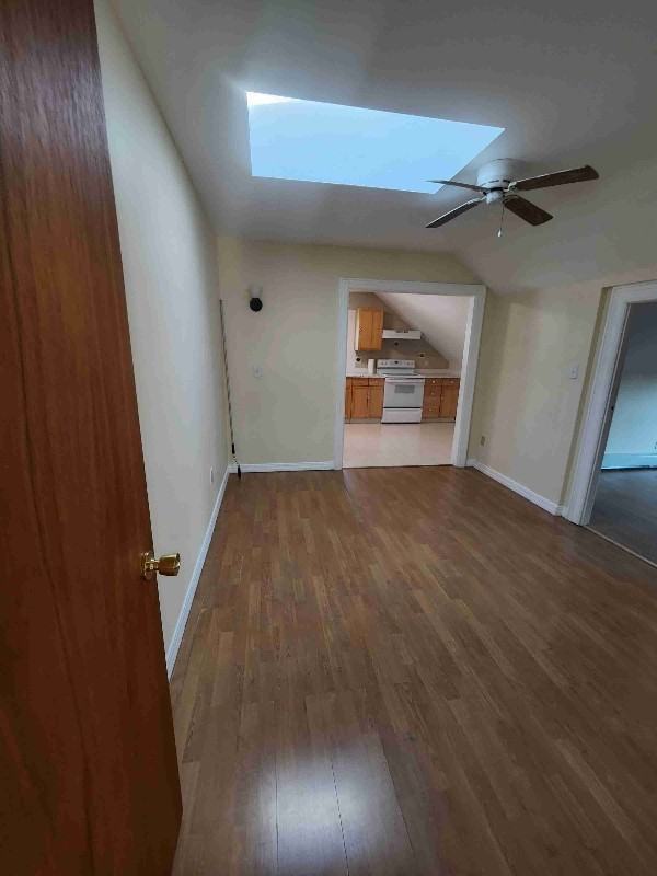 289 Ohio St #2ndFL - Photo 4 of 12