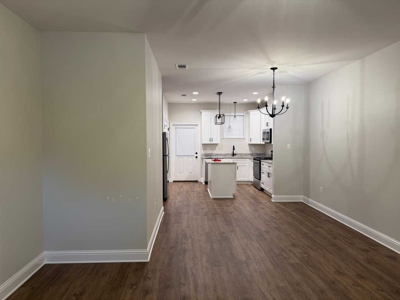 209 Hoover Dr #A - Photo 4 of 11