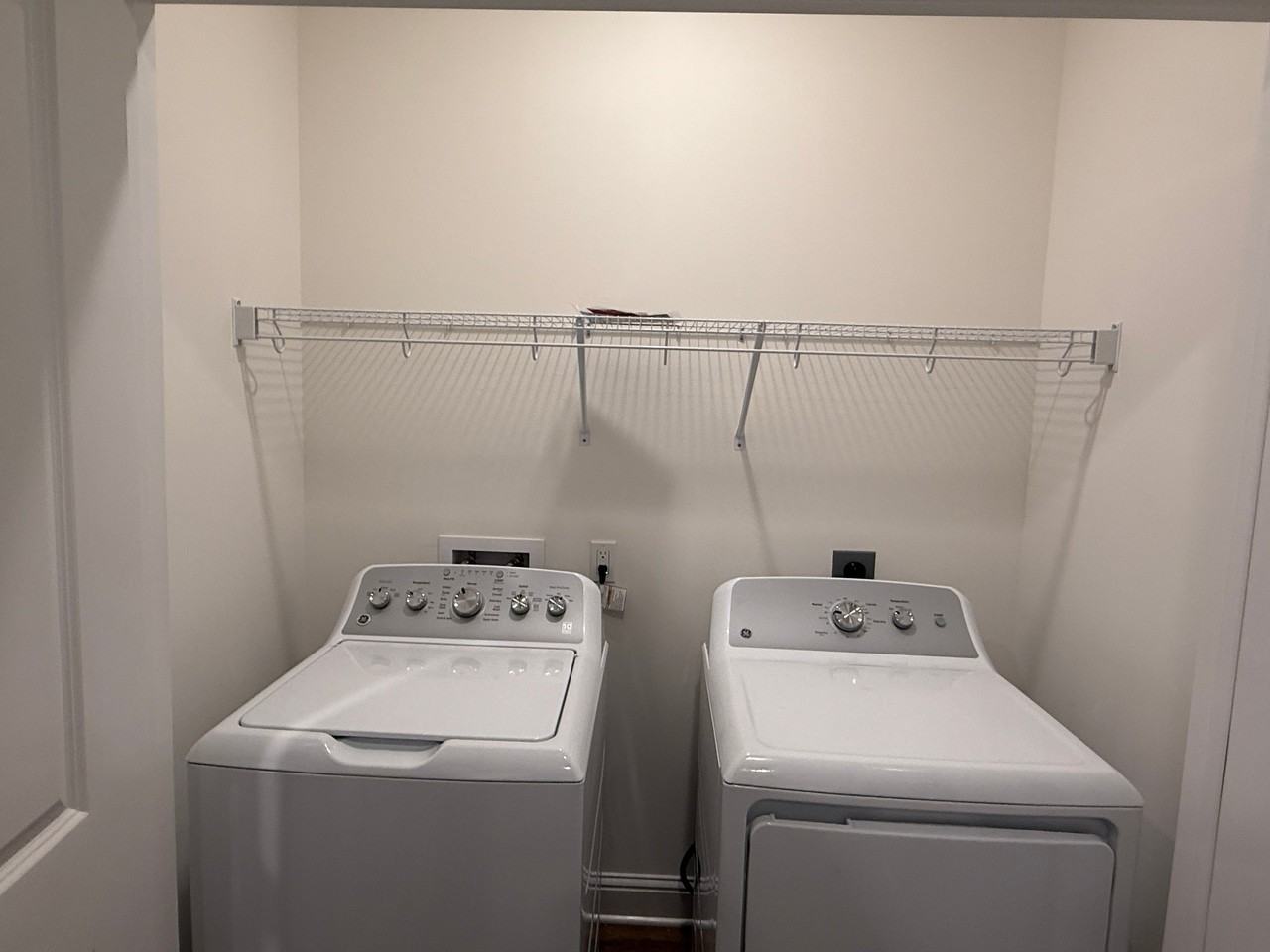 209 Hoover Dr #A - Photo 5 of 11