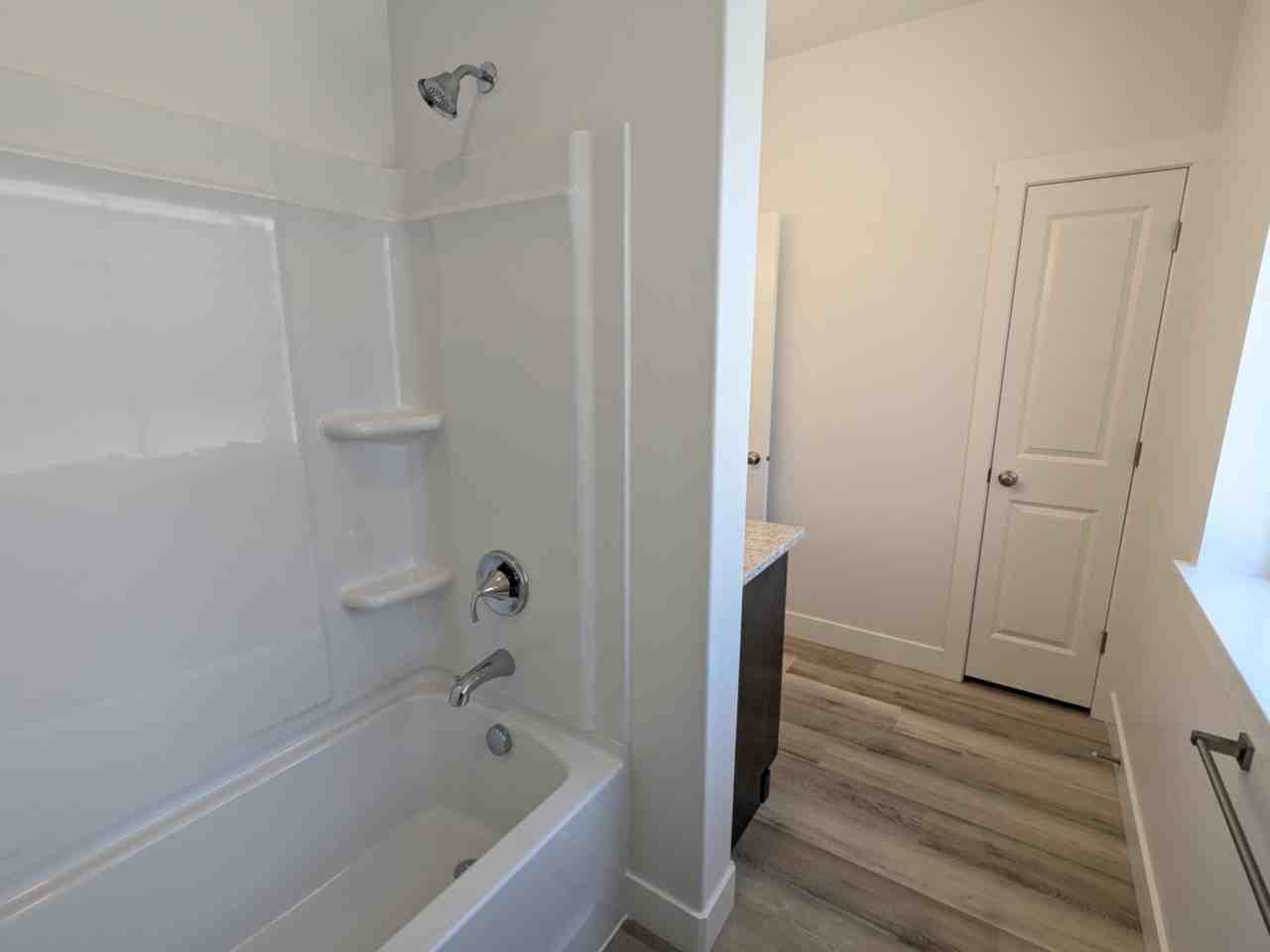 1561 Nw #202 - Photo 6 of 23