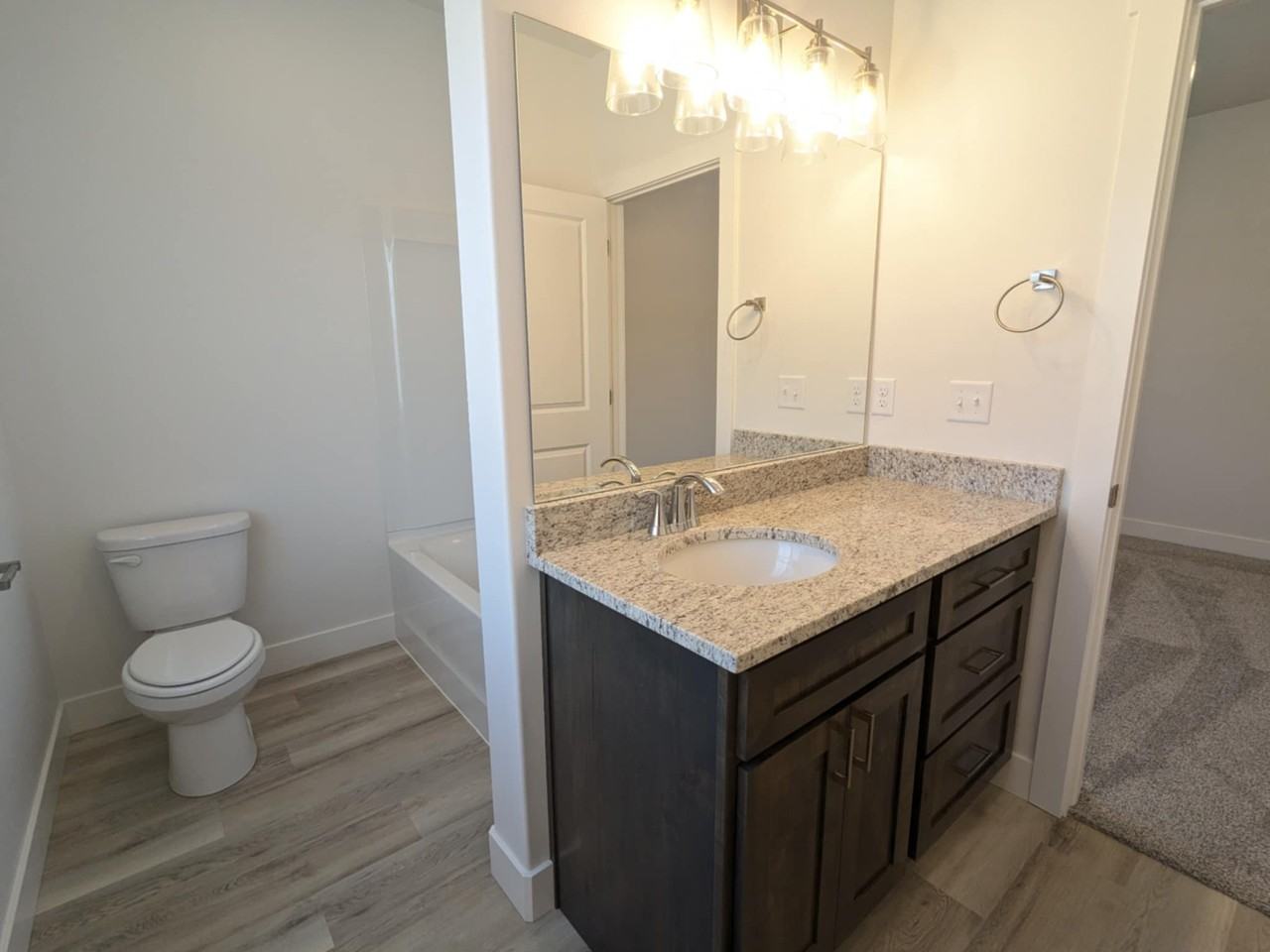 1561 Nw #202 - Photo 7 of 23