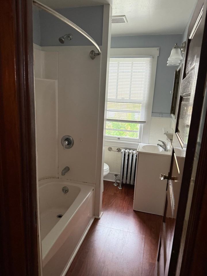1150R Boyd Ave - Photo 3 of 9