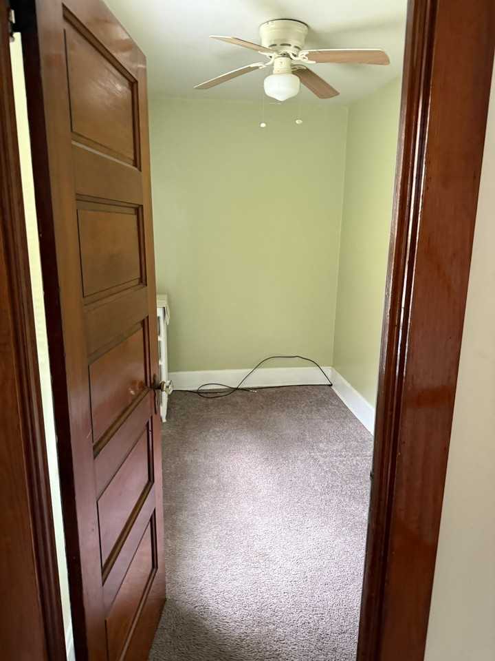 1150R Boyd Ave - Photo 5 of 9