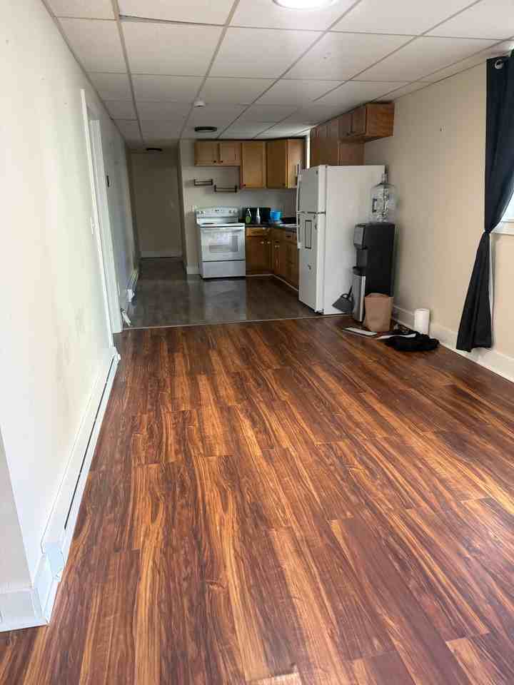 79 N Main St #4R - Photo 4 of 7