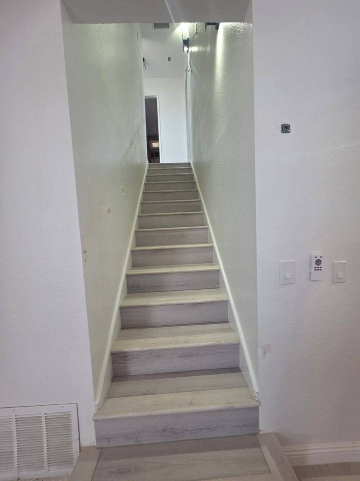 9848 Karen Ave - Photo 5 of 7
