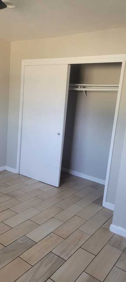 1852 Robin Ln - Photo 5 of 6
