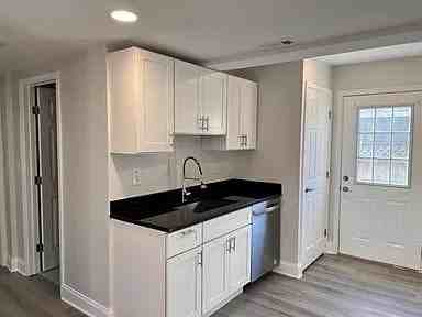1209 Greystone Rd - Photo 4 of 20