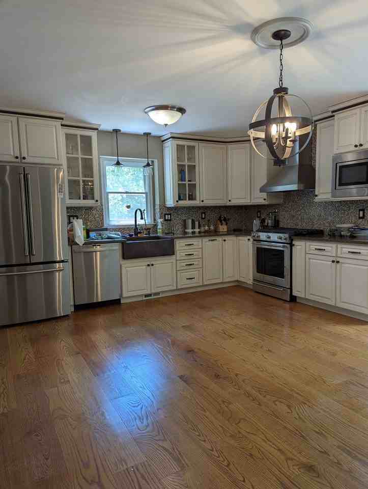 334 Loudoun St Sw - Photo 7 of 19