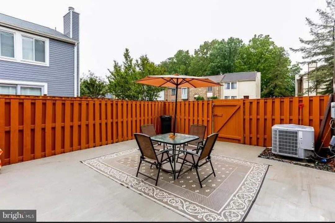 8723 Ridge Hollow Ct - Photo 7 of 13