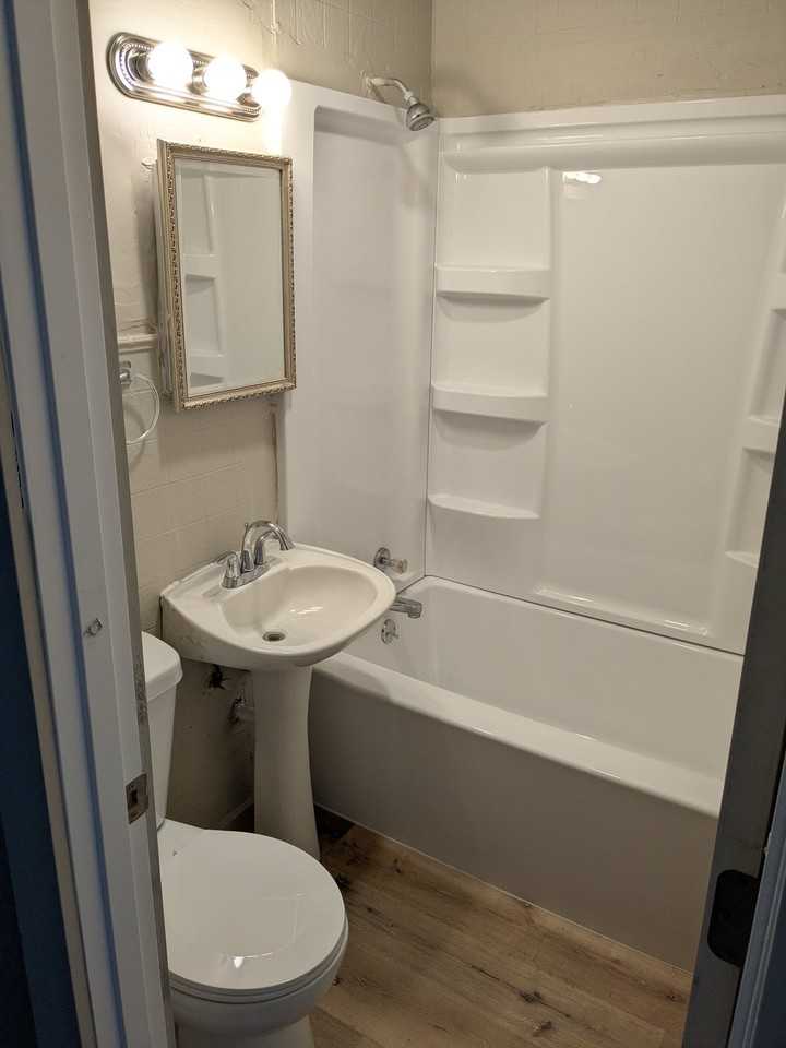 1716 E 23rd St N - Photo 6 of 9