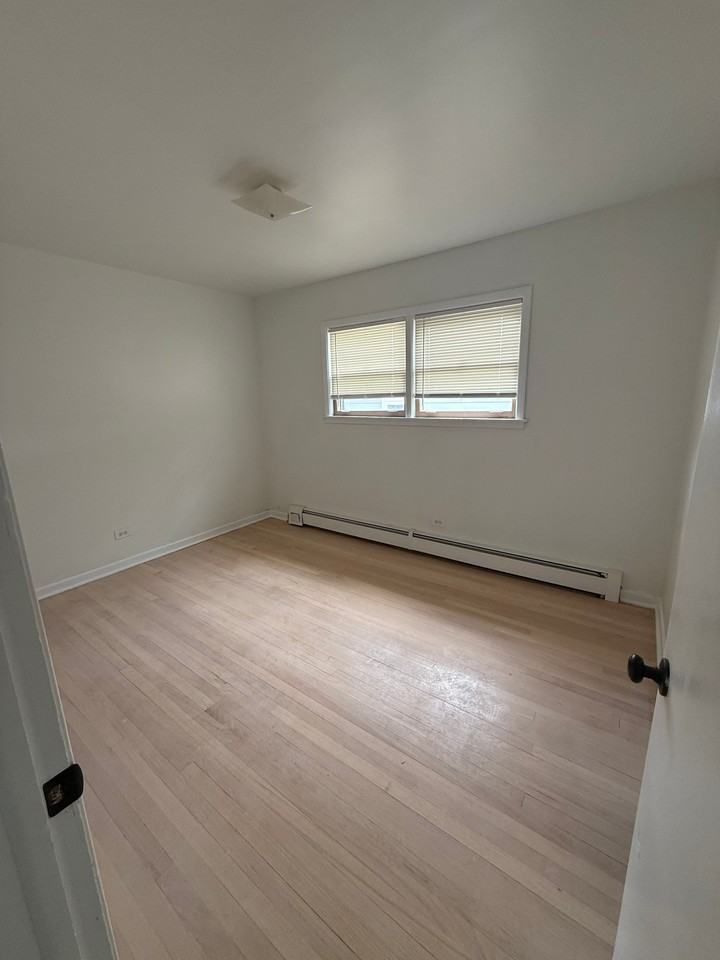 1712 N 35th Ave #2 - Photo 6 of 8