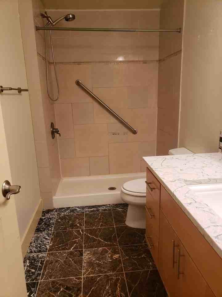 1727 Nw Ogden St - Photo 5 of 11