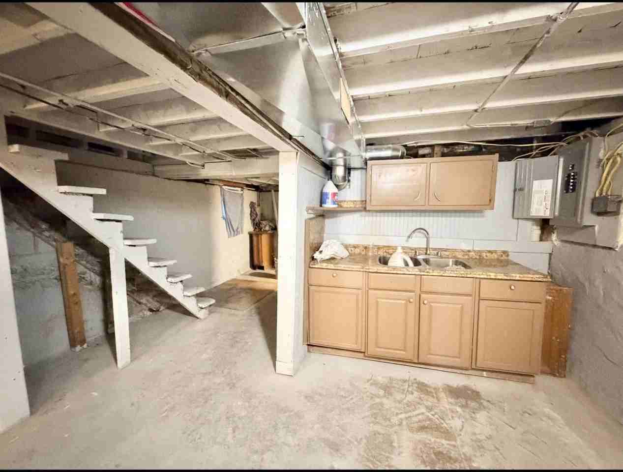1308 W 13th Ave - Photo 2 of 16