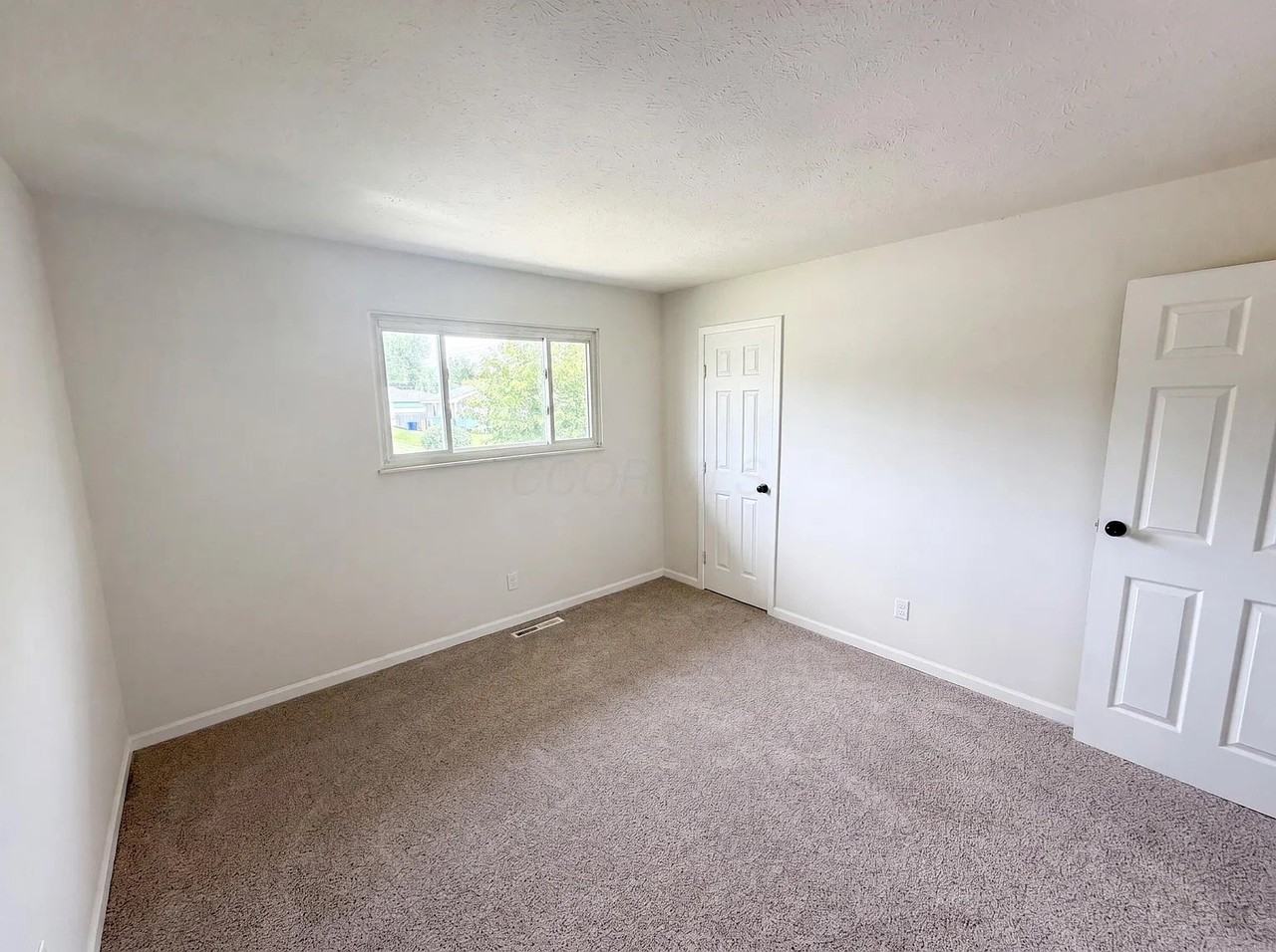 4579 Juneberry Dr - Photo 6 of 12