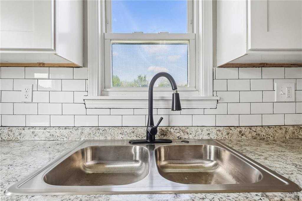 3535 Erin Ave - Photo 5 of 20