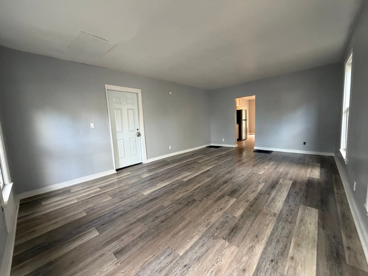 12 Thorp St #1E - Photo 4 of 15