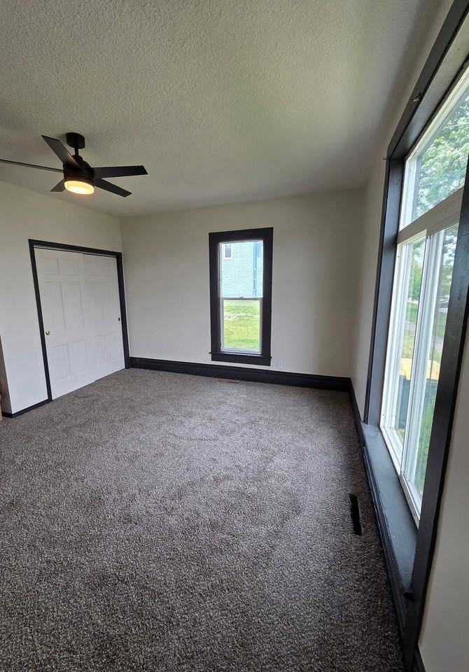 113 Sargent St #1 - Photo 5 of 10