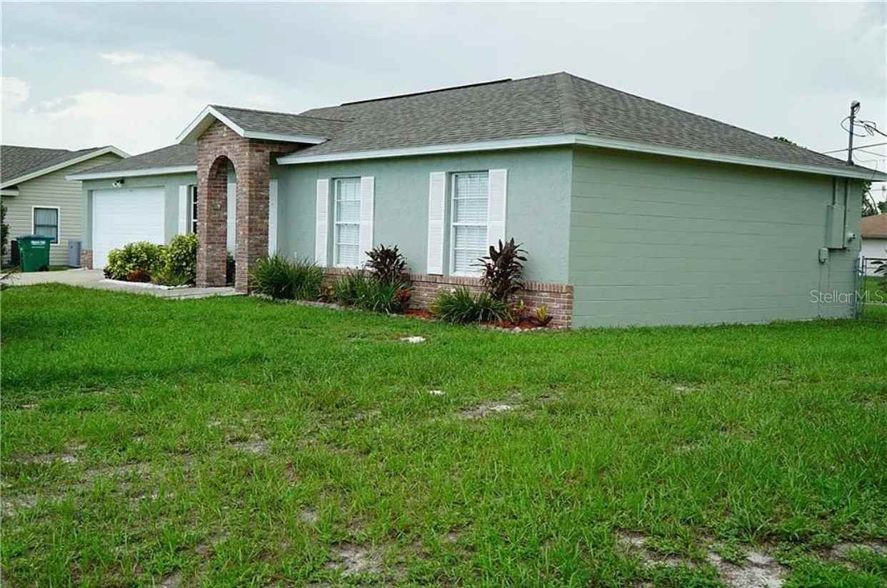2430 Albury Ave - Photo 2 of 9