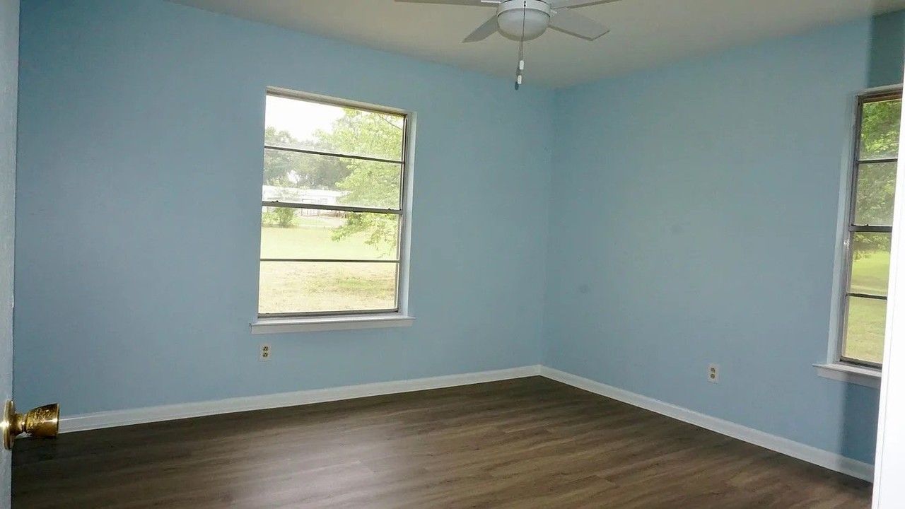 854 Hoyt Rd - Photo 4 of 14