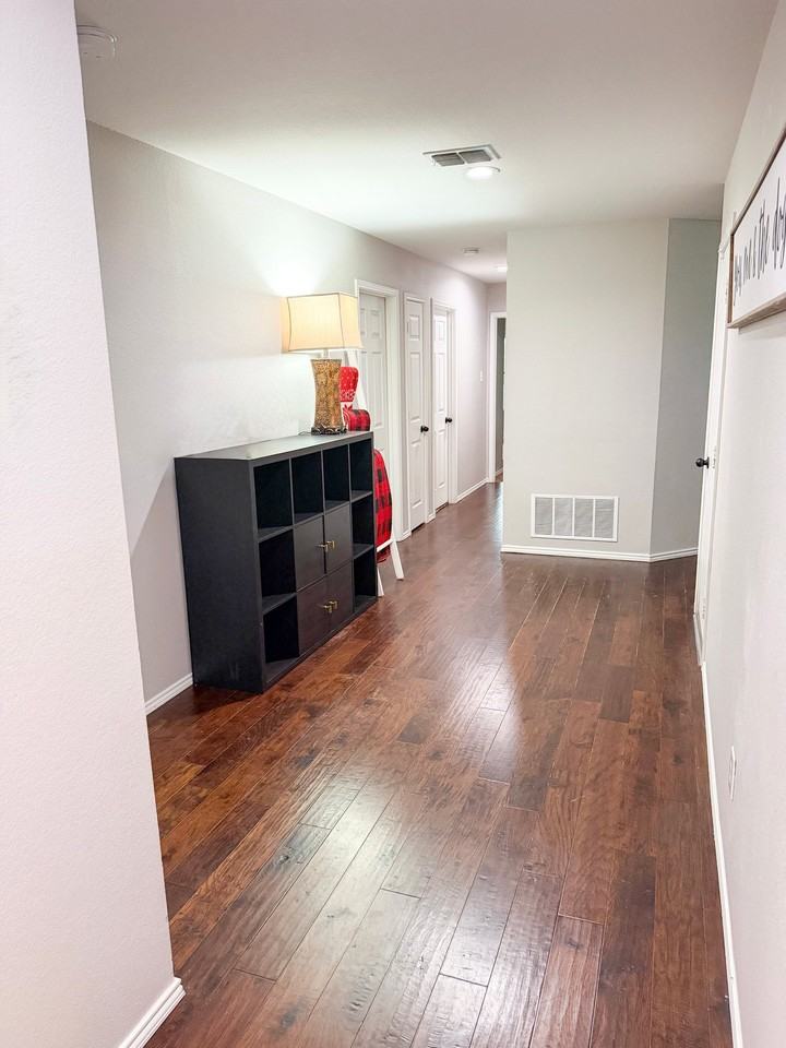 12642 Forest Lawn Rd - Photo 5 of 20