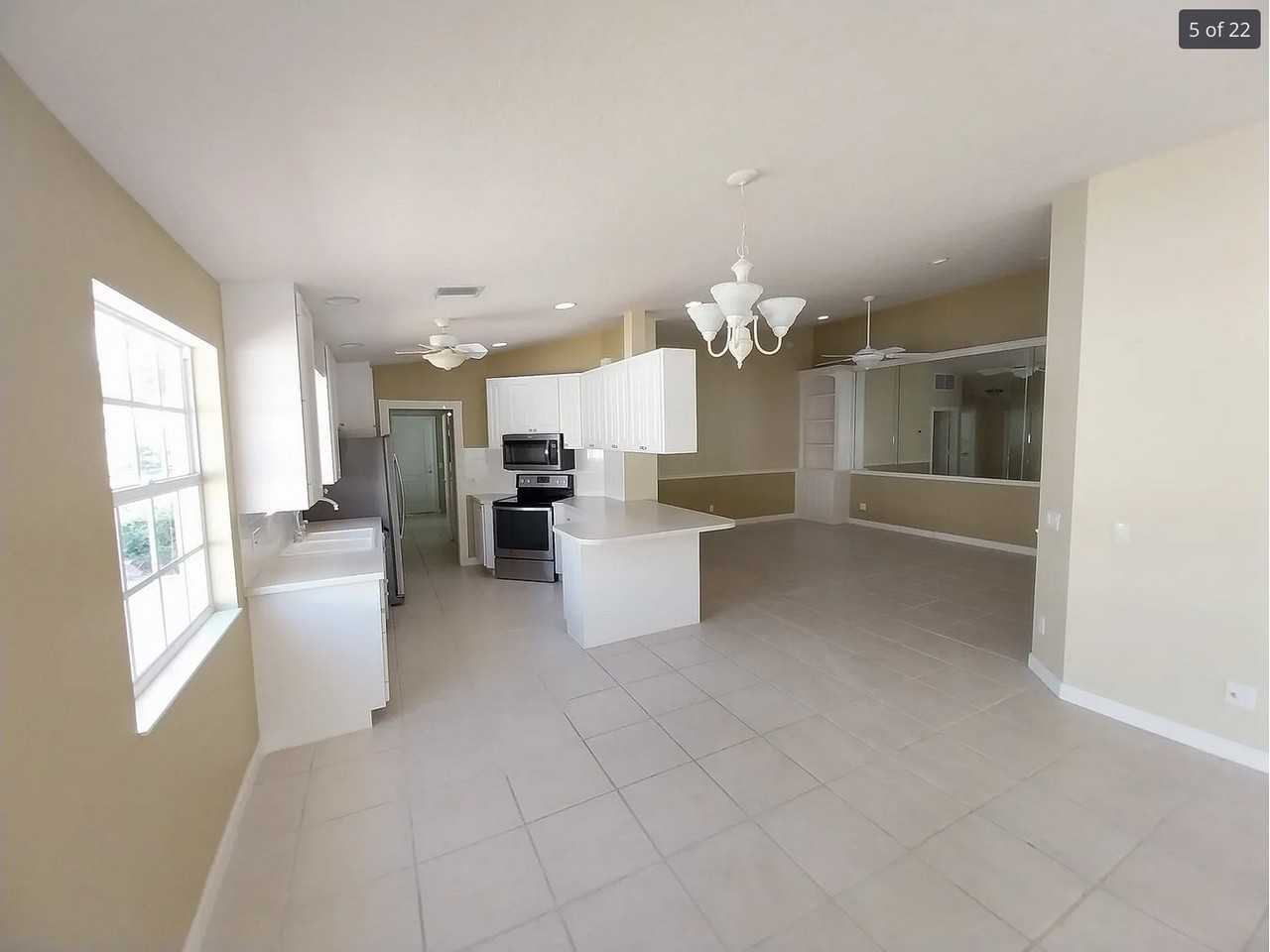 4910 Kingston Way - Photo 4 of 20