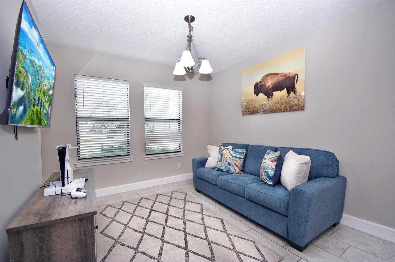 4734 Terra Esmeralda Dr - Photo 3 of 8