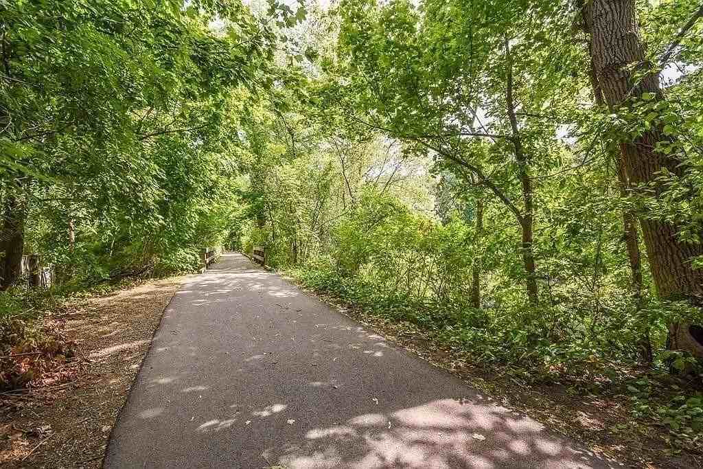 290 Pleasant St #216 - Photo 7 of 10