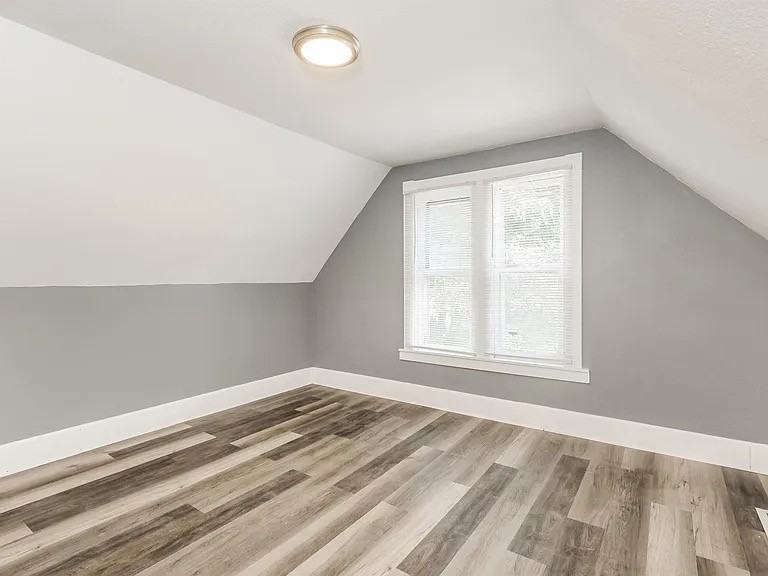 2105 Claussen St #NA - Photo 7 of 13