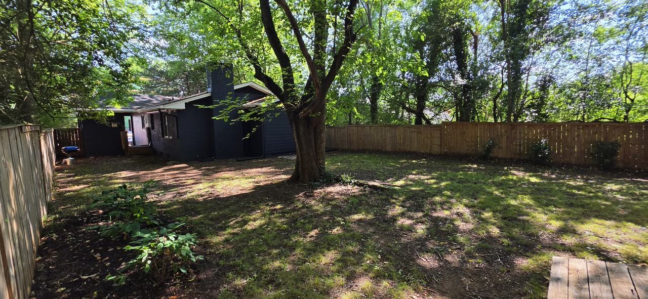 813 E Davie St #NA - Photo 3 of 20