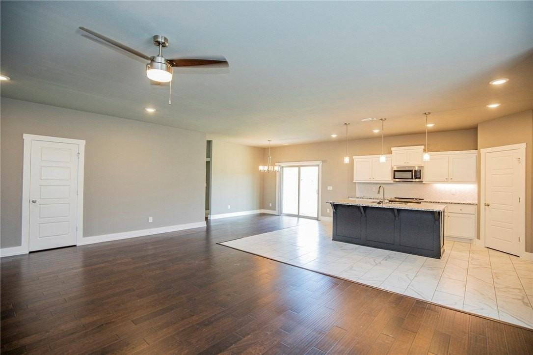 2659 N Justin Dr - Photo 6 of 21