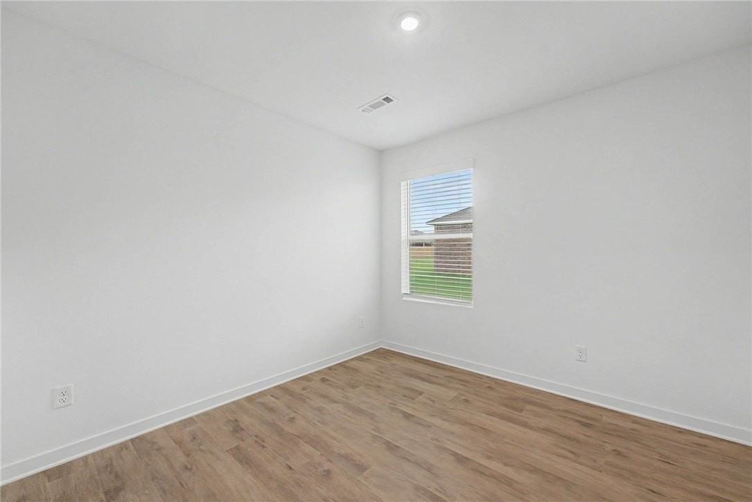 541 Nevada St - Photo 7 of 21