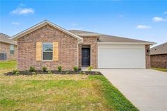 3070 Rosalee Ln - Photo 1 of 1