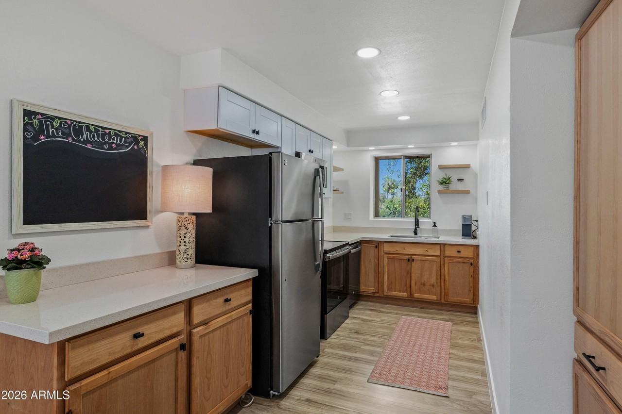 1010 E Osborn Rd #E - Photo 2 of 45