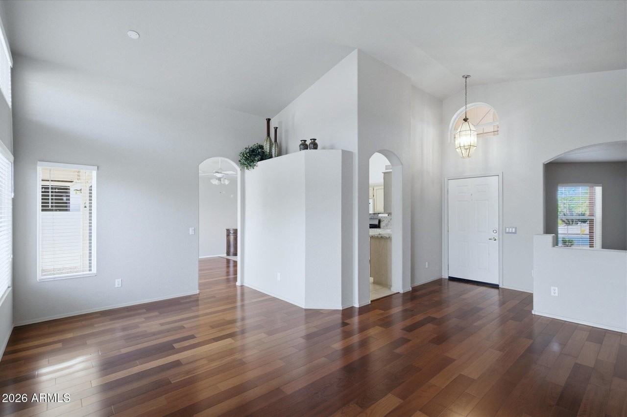 15251 W Verde Ln - Photo 2 of 30