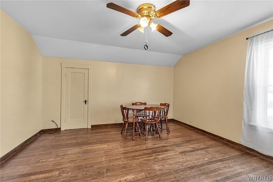 1004 87th St - Photo 4 of 17