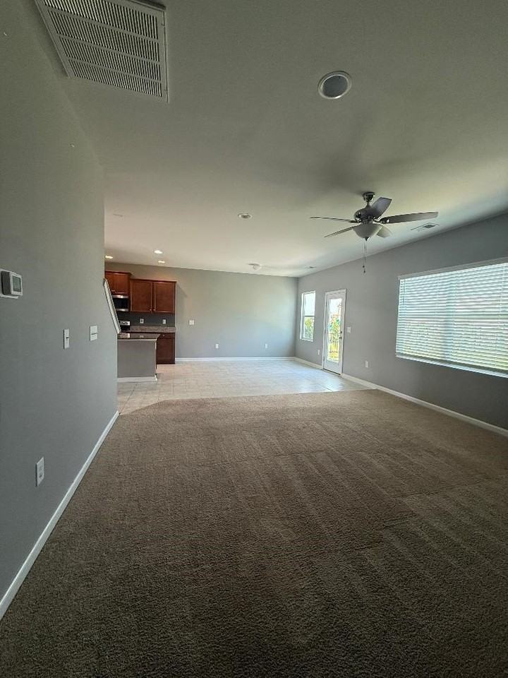 2934 Ellesmere Cir - Photo 6 of 14