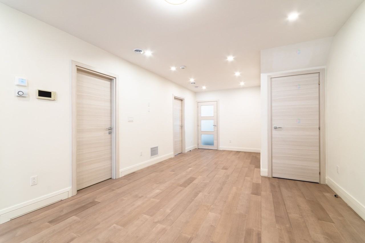 5379 Av Coolbrook - Photo 6 of 18