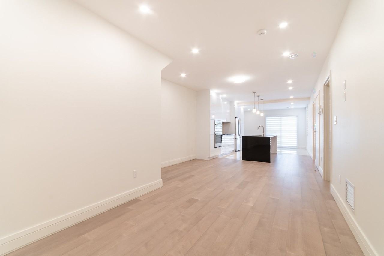 5379 Av Coolbrook - Photo 7 of 18